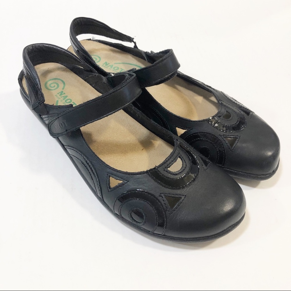 Women’s Size 10 (41) Black Naot Leather Rongo Flats